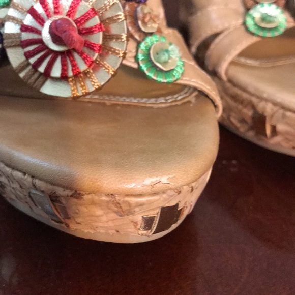 Shoes - Picture 10 of 10